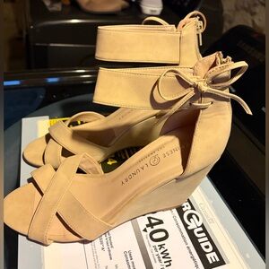 Chinese Laundry Tan Wedge Sandals